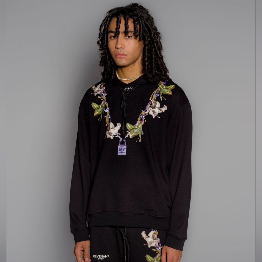 NWT, Revenant RV NT "Flower Chain White" Black Hoodie